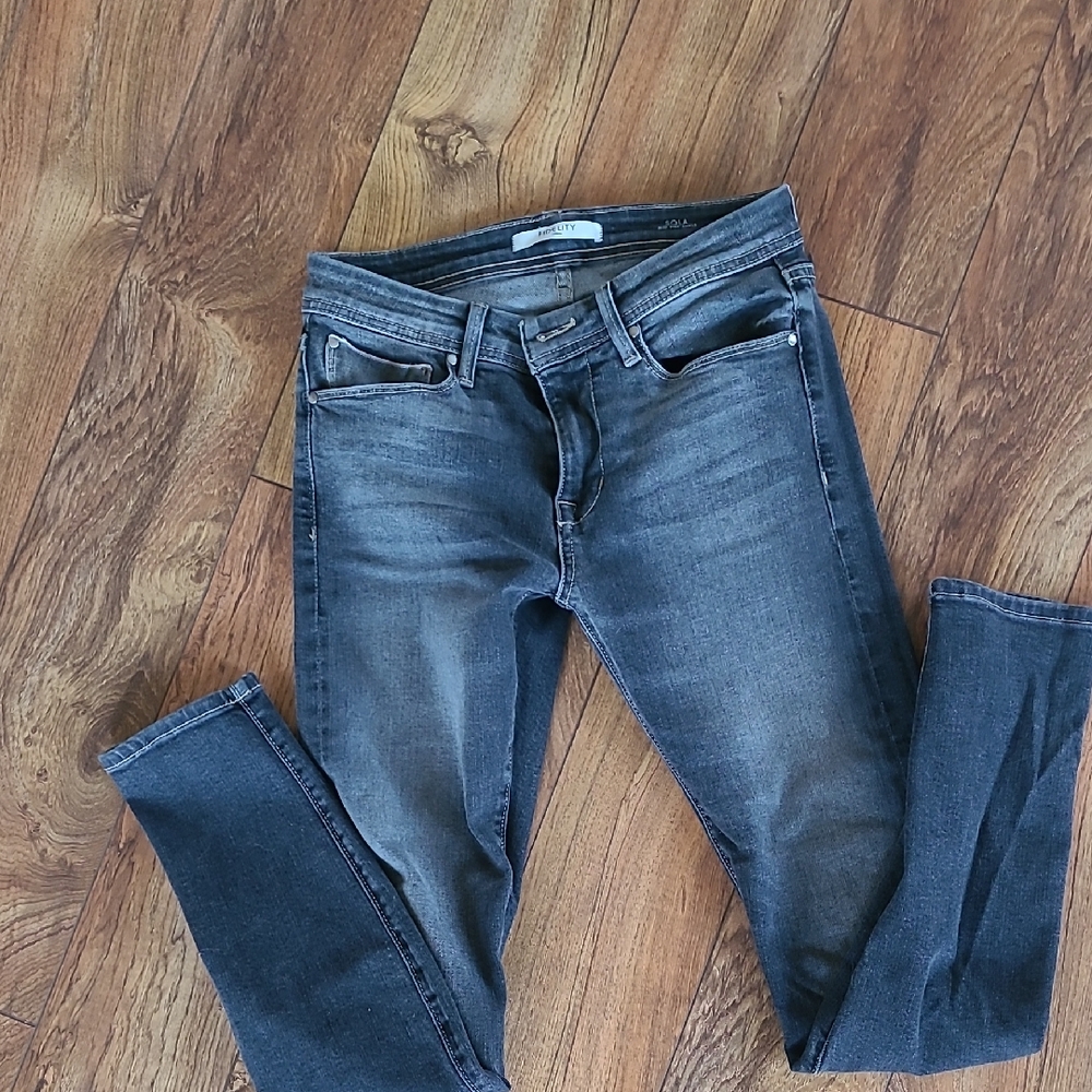 Fidelity Denim Sola Mid Rise Ankle 24 Gray